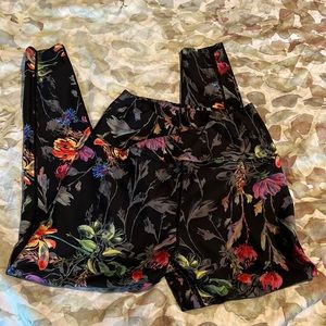 Kira Grace x Kathryn Budig leggings, small